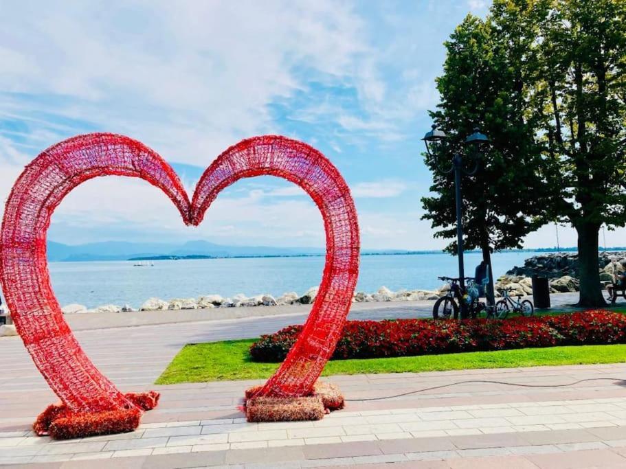 Sunshine On Garda Lake Desenzano del Garda Exteriér fotografie
